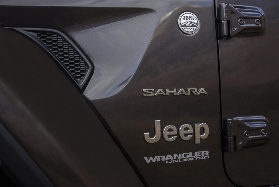 Детали экстерьера Jeep Wrangler Unlimited Sahara (JL) 2018 года  (NA) (фото 34 из 52)
